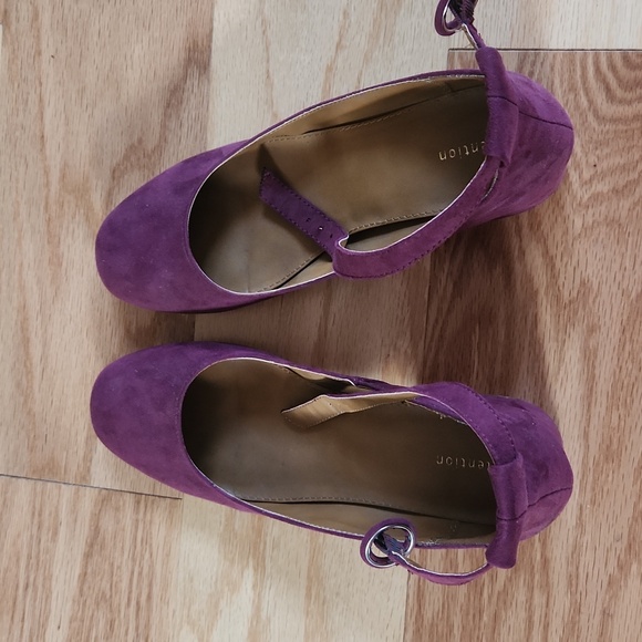 Attention Women's sandals wine color size 10 - Picture 1 of 13
